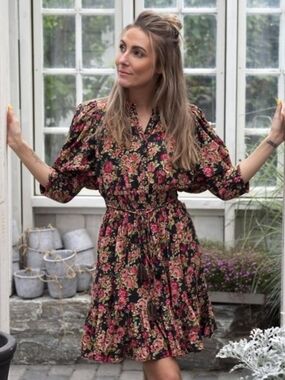 By Timo floral dress size M